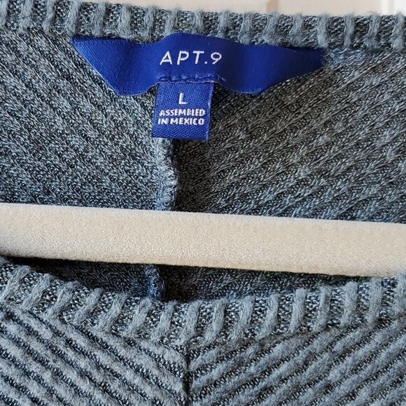 TWO A-LINE SOFT KNIT TOPS SIZE LARGE BELL SLEEVE GREEN VARIEGATED BLUE APT. 9 - Picture 2 of 11